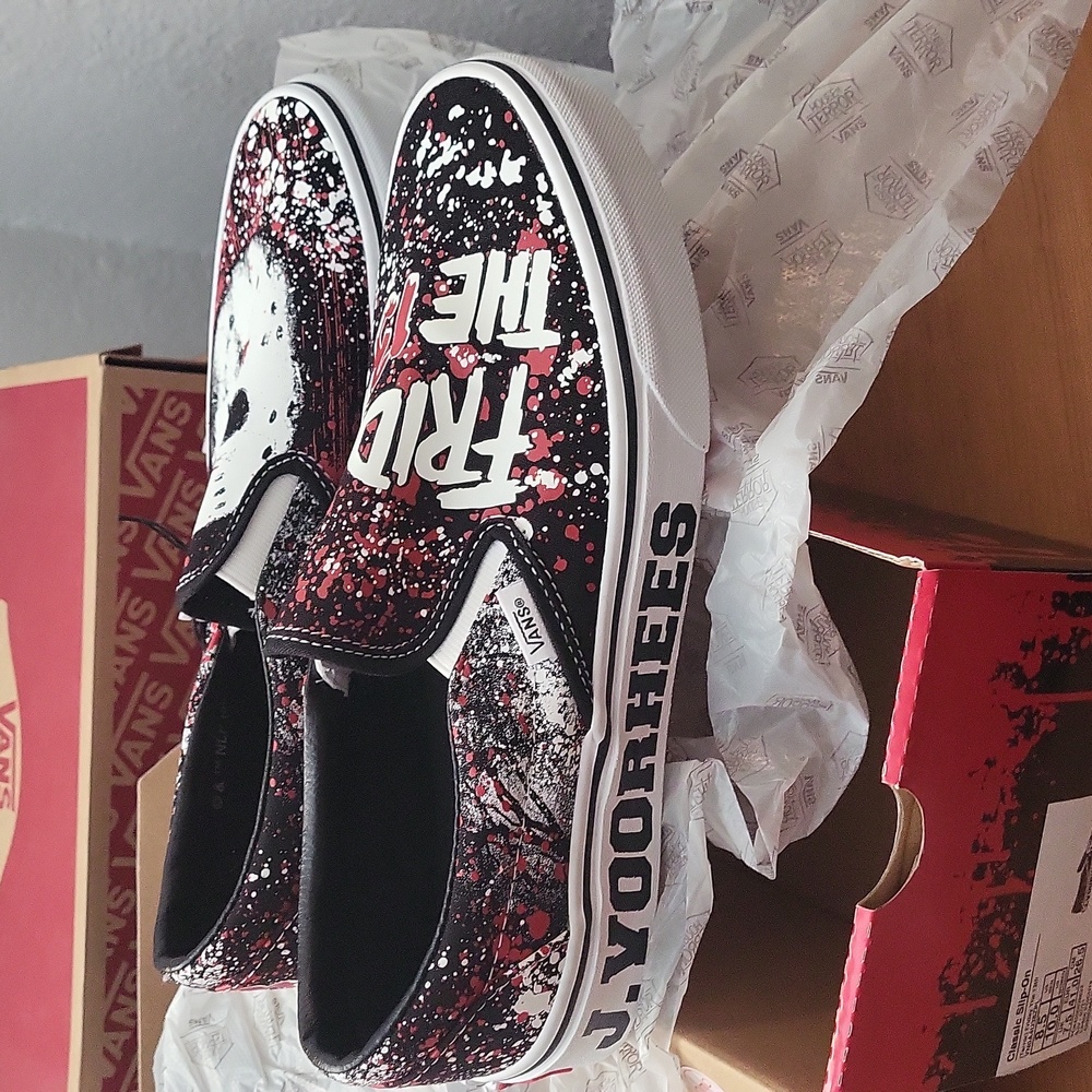 Vans x Friday the 13th slip on